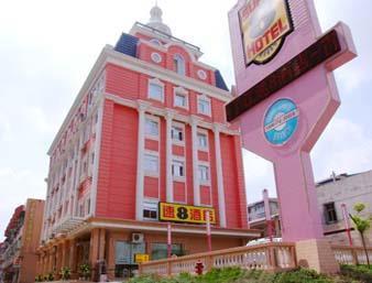 Super 8 Hotel Wuhan Yangtze River Qingshan Exterior foto